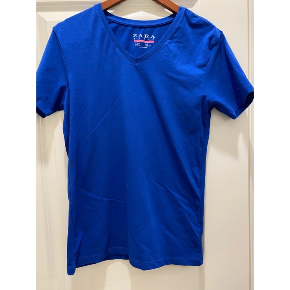 Men’s ZARA V-neck Royal Blue Tee - size M